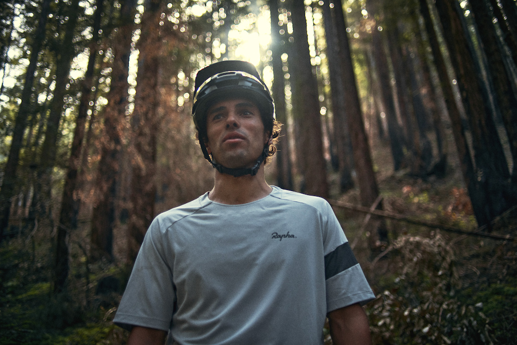 Review: Rapha's New Performance Trailwear Clothing - Pinkbike