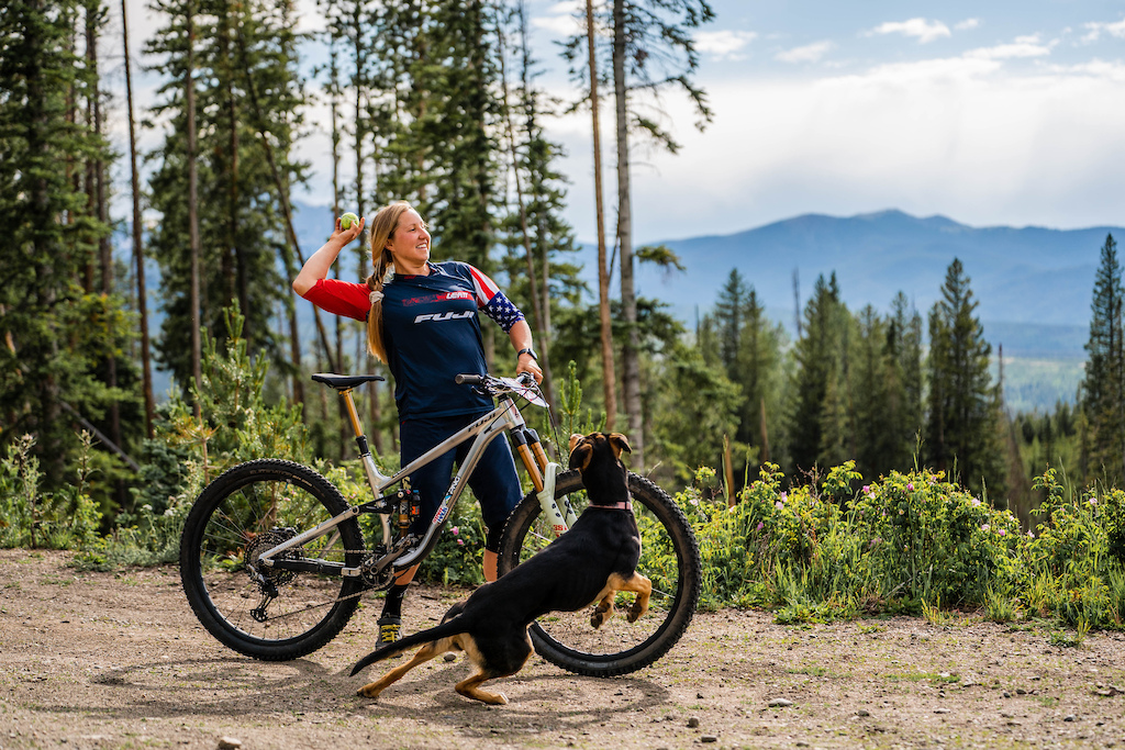 2019 US Enduro Women's Enduro National Champion, Amy Morrison and her Fuji Rakan LT