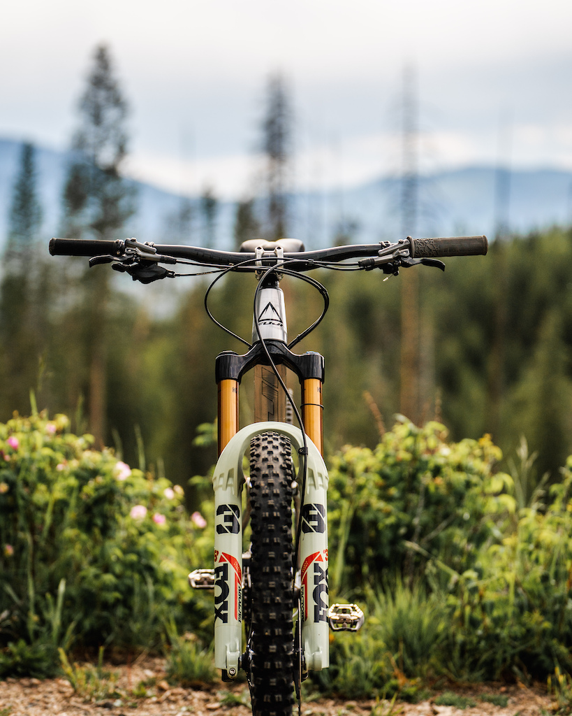 2019 US Women's Enduro National Champion Amy Morrison's Fuji Rakan LT