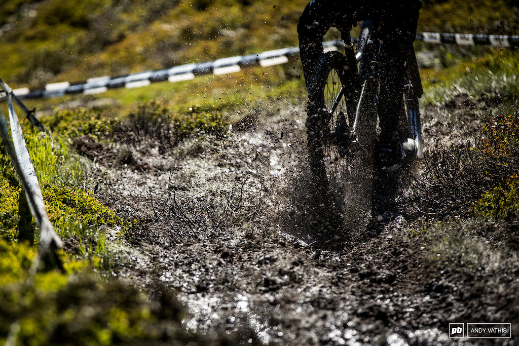 Racers dropped into a saturated stage 1 after last nights rain. The developing ruts reached out for unsuspecting wheels whenever possible.