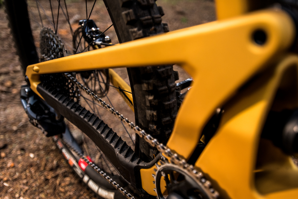 2022 Santa Cruz Bronson XO1 AXS Reserve Carbon CC MX
