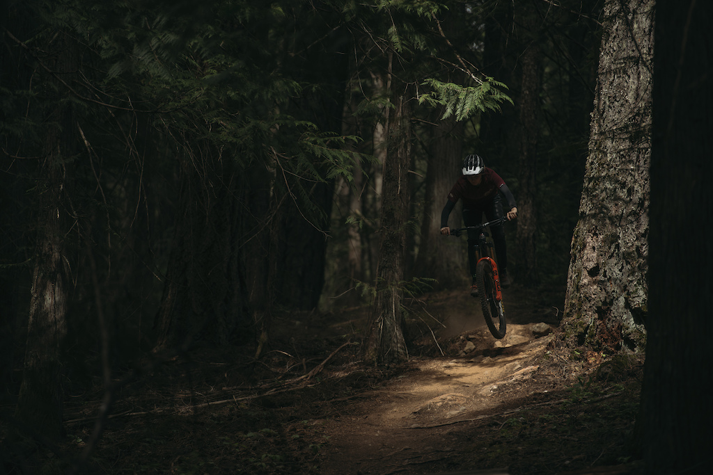 Lucy Vaneesteren rides an Altitude on her home trails in Squamish BC.