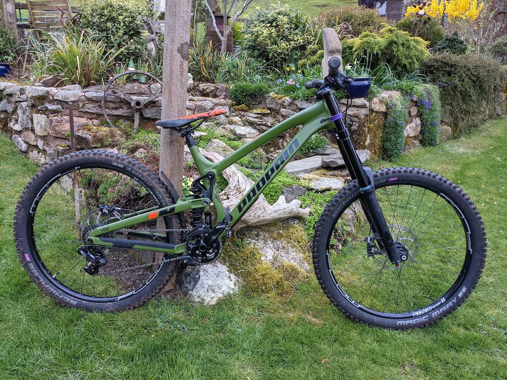 2019 Propain Rage Al (27.5")