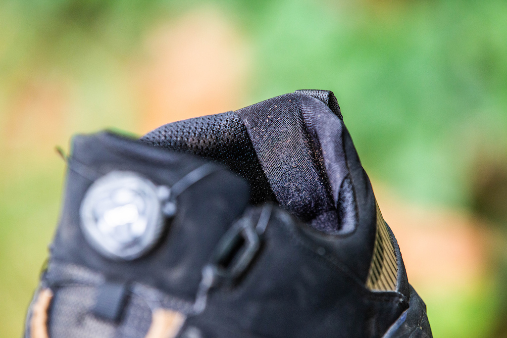 ION Rascal Select Boa clip shoes. ION K-Sleeve AMP knee pads