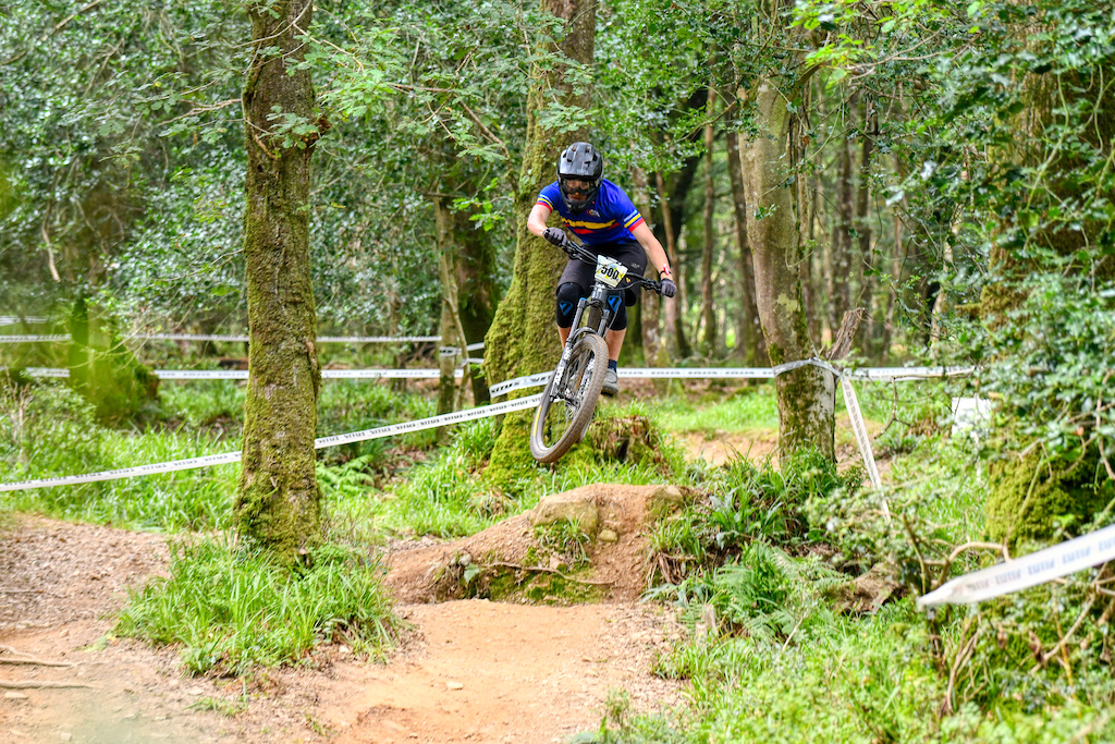 Ben Wilson on the SS3 bottom section sending all jumps with style