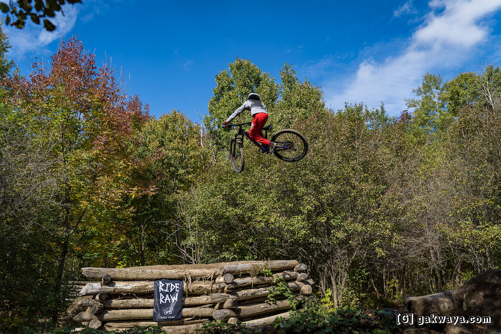 Air DH, Whip-Off and Best Trick durant le Marmota Fest 2021. Quebec City Mountain Biking.