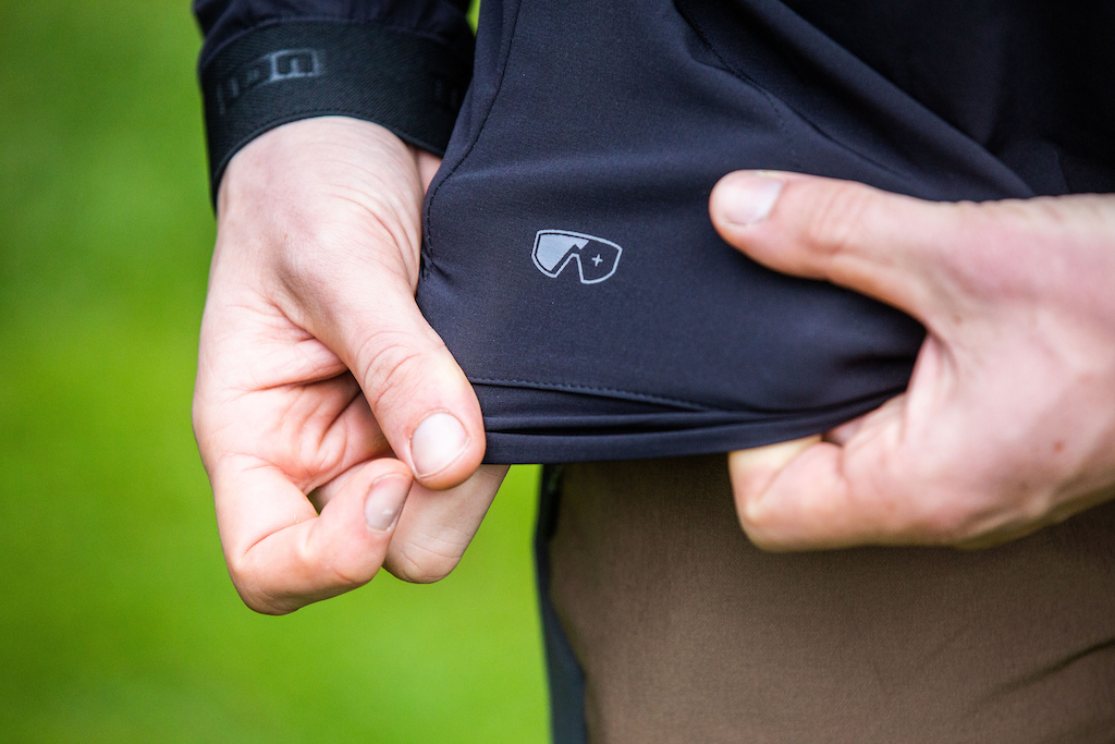 The Lab: ION 3 Layer Jacket Scrub Amp and Softshell Pants Shelter in Review