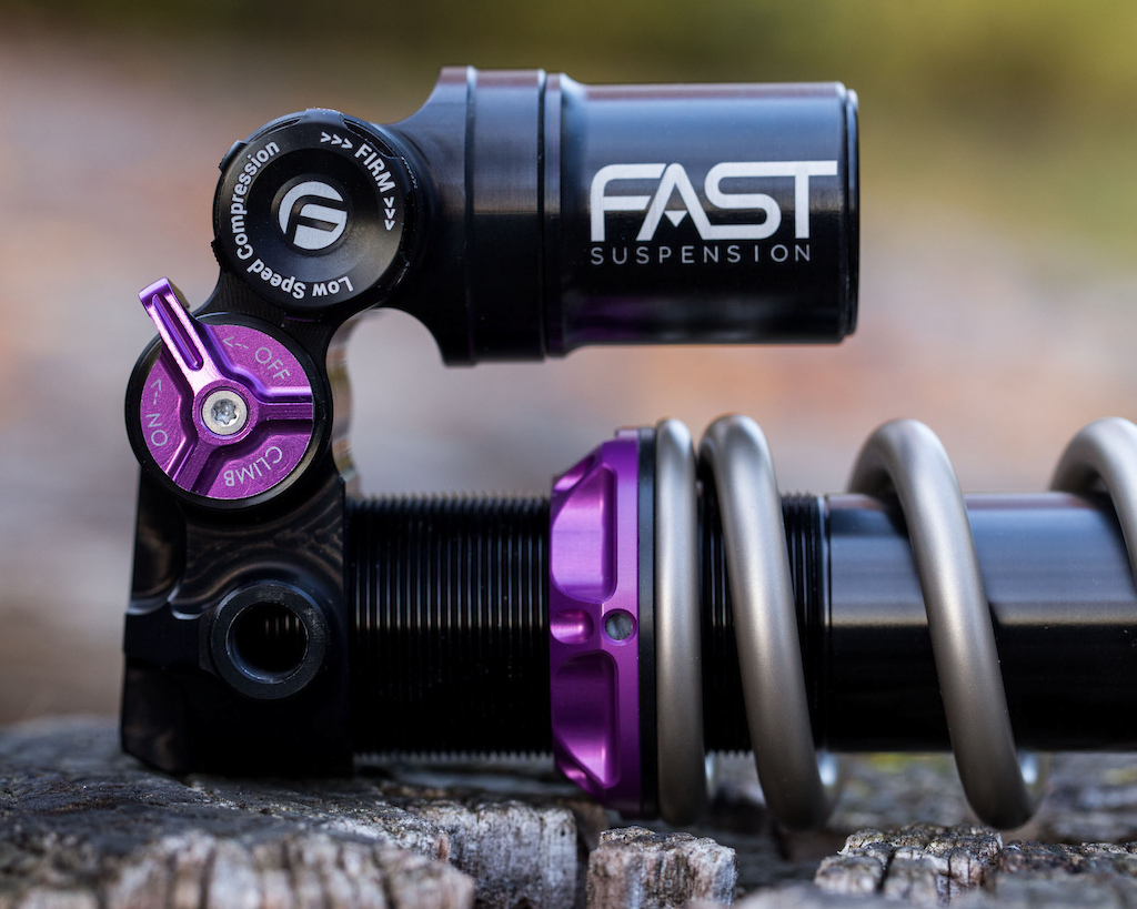 The Fast Fenix Evo offers a climb switch as well as external slow and medium speed compression adjusters.
