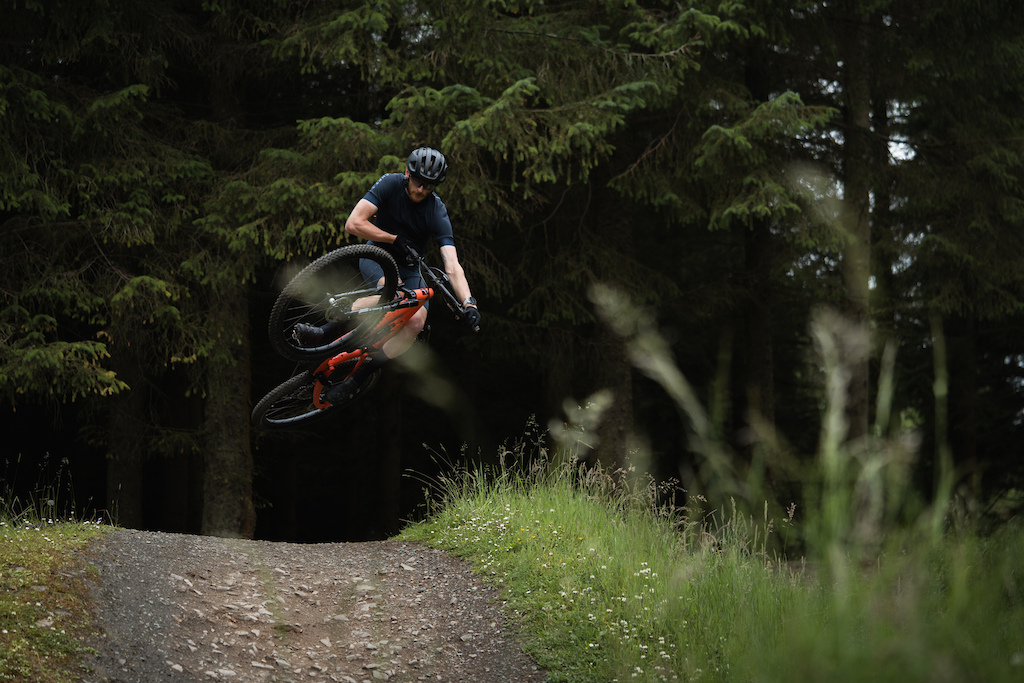 Scottish XC Champion Rab Wardell Dies of Heart Attack at 37 - Pinkbike