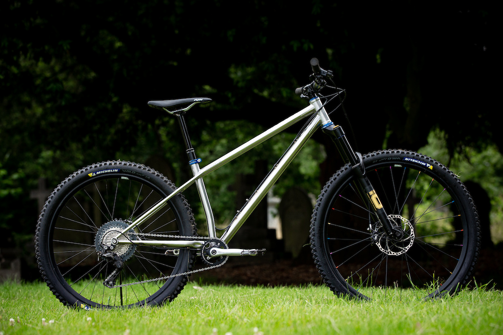 2022 Canyon Commuter 6 WMN – Specs, Comparisons, Reviews – 99 Spokes