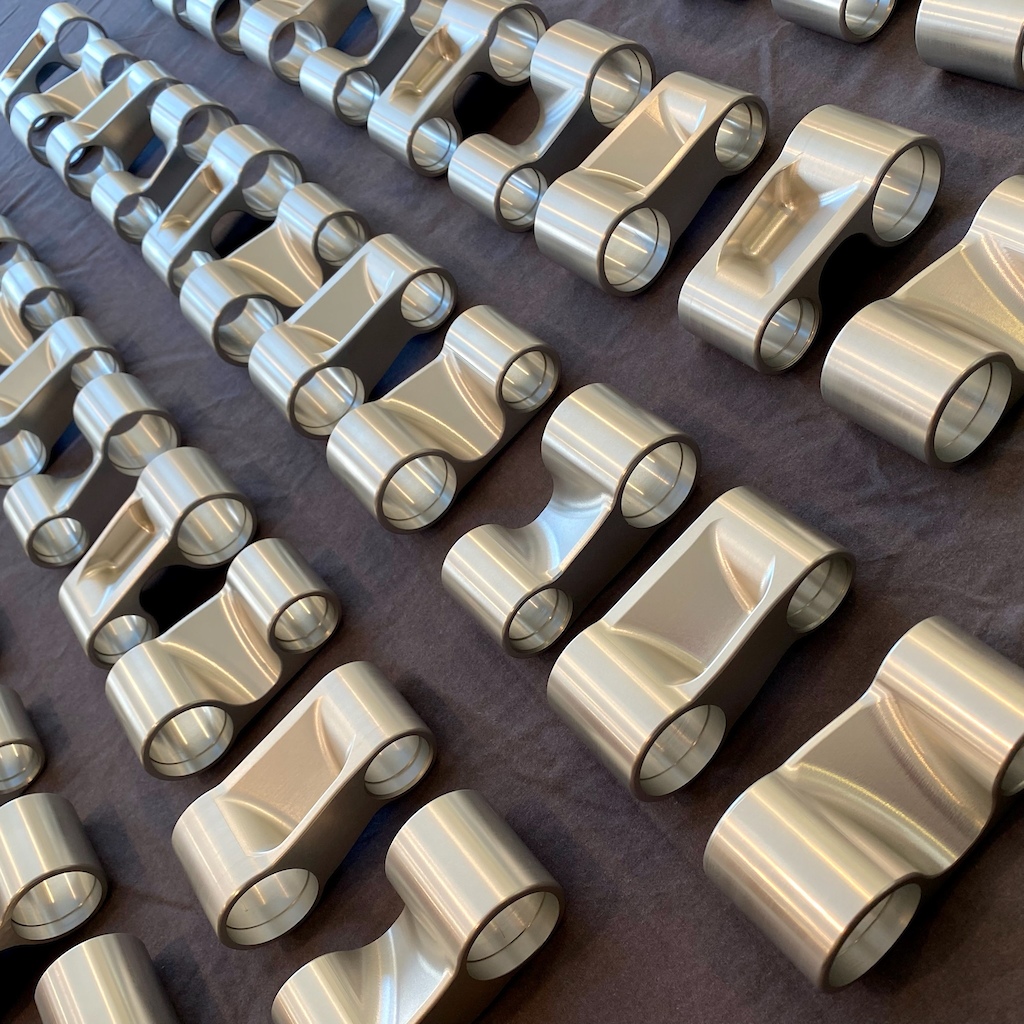 Datum's lower links.