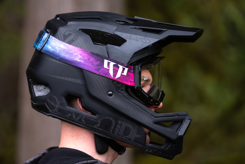 Review: 7iDP Project 23 Carbon Helmet - Pinkbike