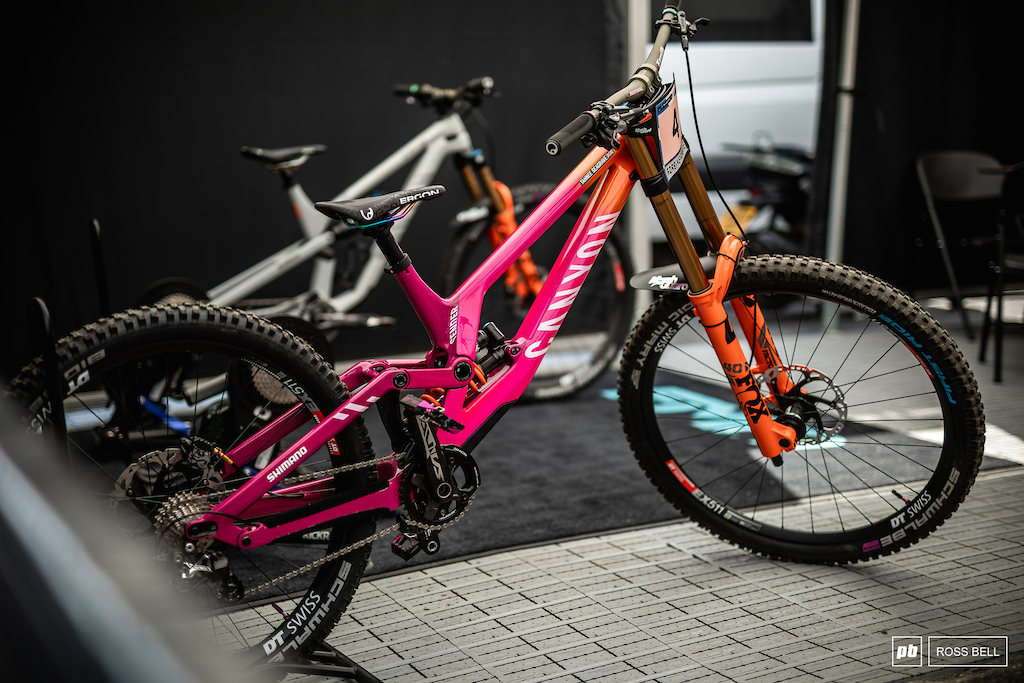 https://ep1.pinkbike.org/p5pb22272419/p5pb22272419.jpg