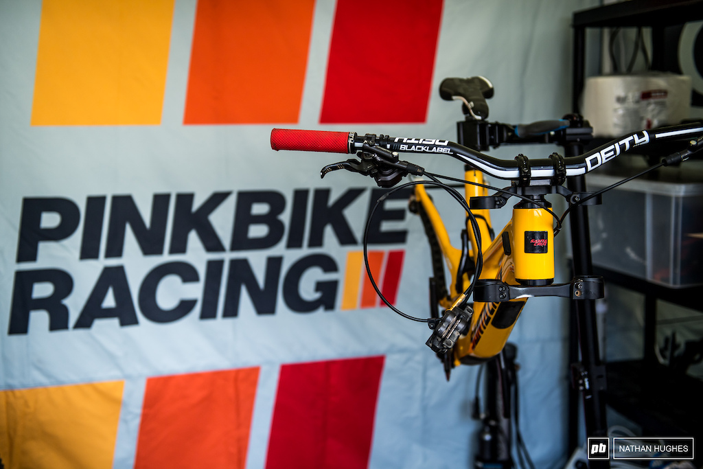 Pinkbike Racing. You know it.
