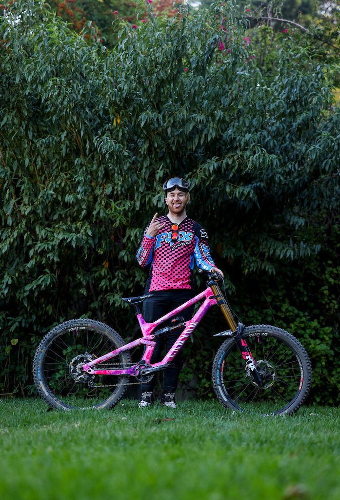 Bike Check: Kaos Seagrave's Custom Darkfest Canyon Torque - Pinkbike