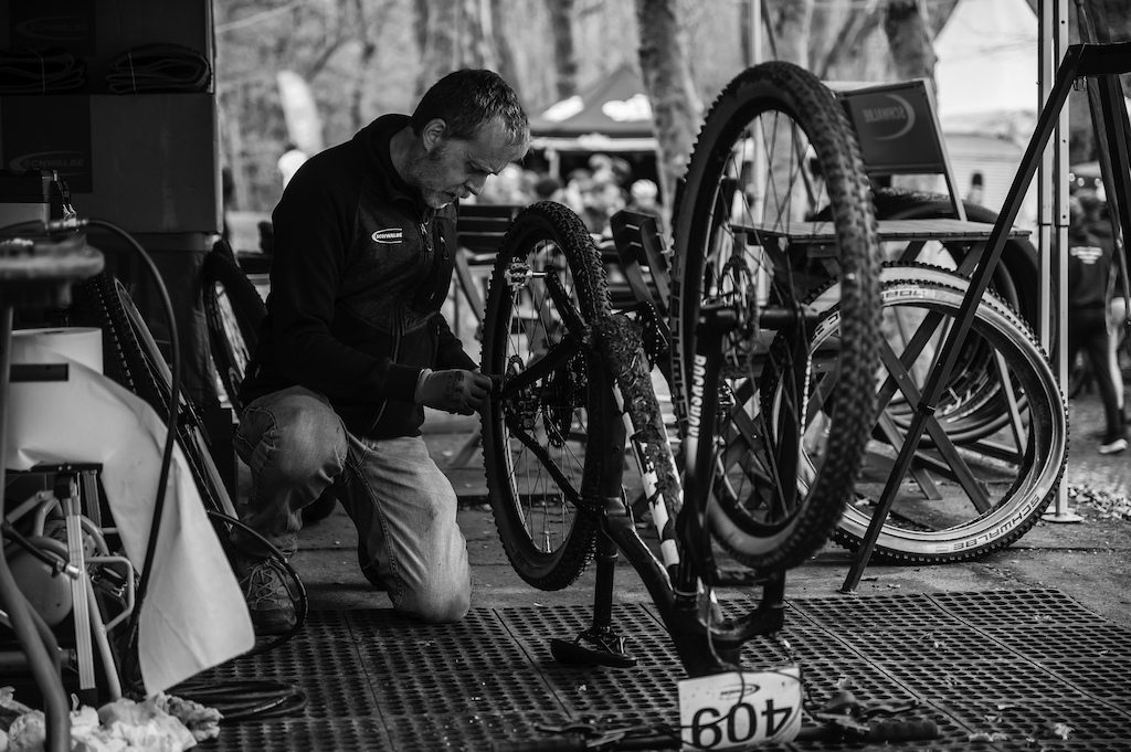 Business as usual for Schwalbe ensuring riders got back on the track in super speed. Not only are Schwalbe the title sponsors of the series but they are also providing a neutral service facility to riders.