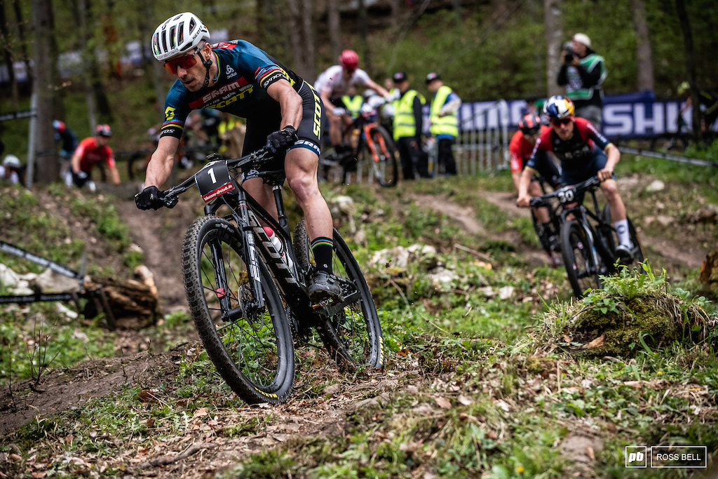 Can Nino Schurter make it bak to back wins and leap frog Absalon in the all time wins record?