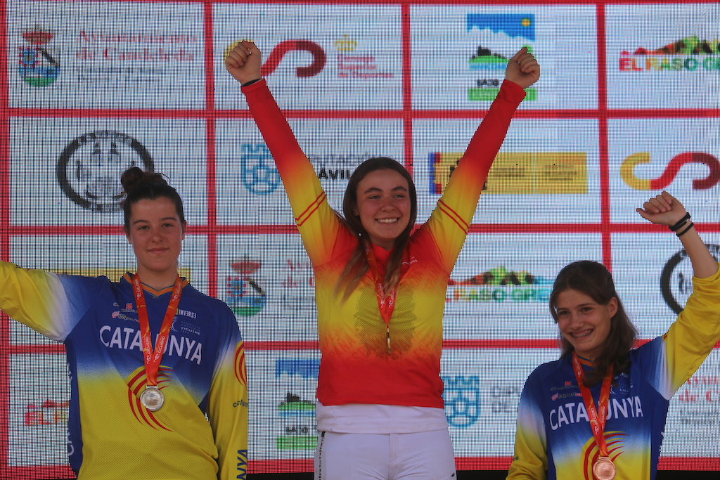 Win for the 15 year old Mexican, Christine Lewis in the Spanish championships