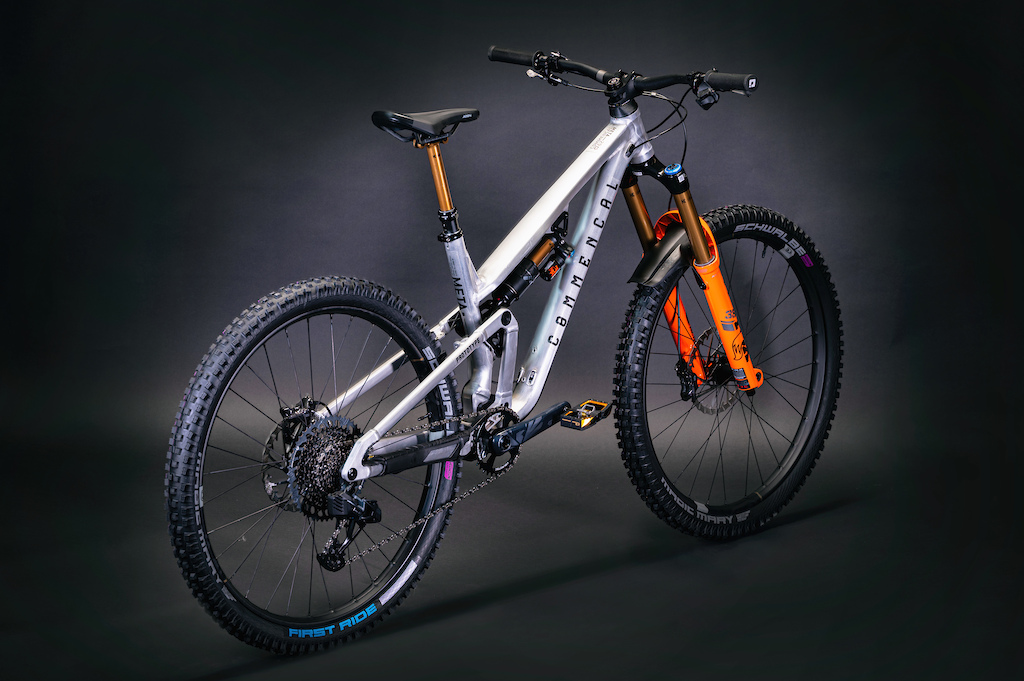 First Look Commencal Unveils Prototype Enduro Bike With An Unusual