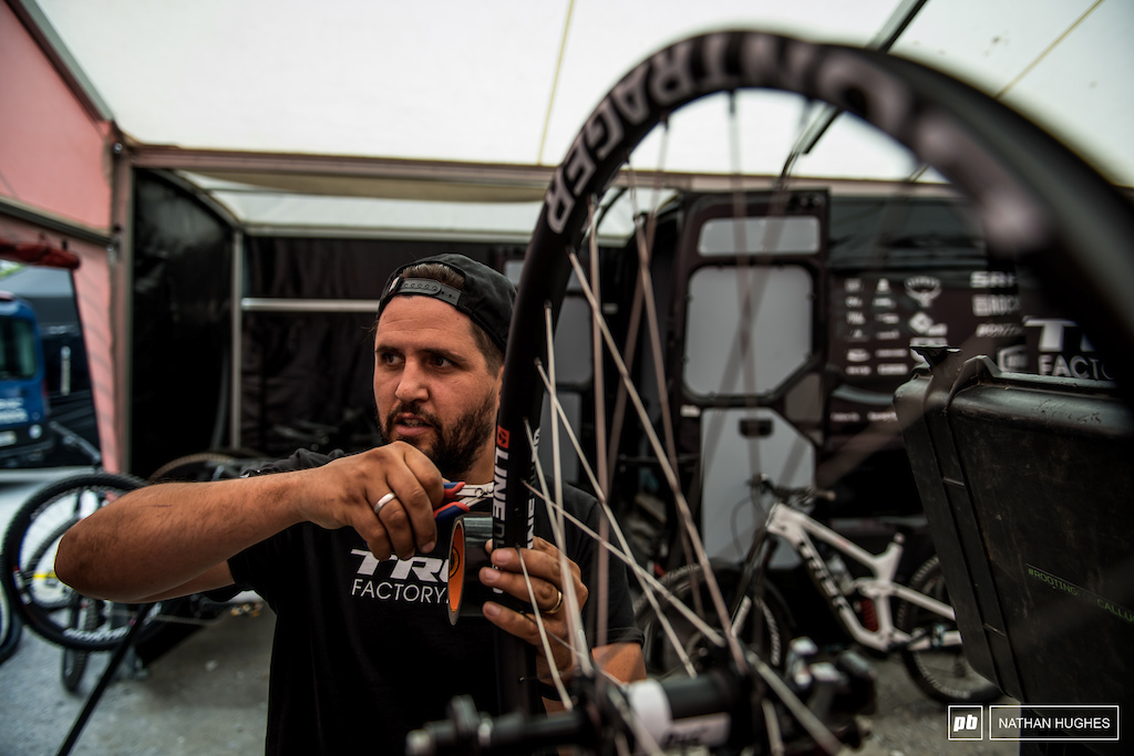 PA in wheel build mode for Mr Vergier at the Trek pit.