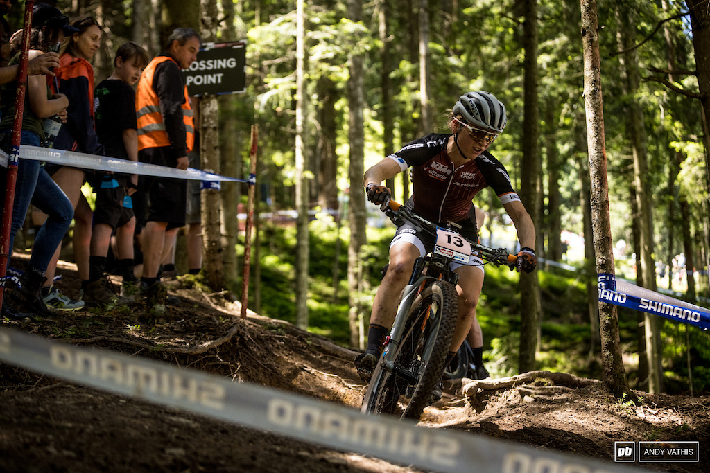 Lena Gerault's weekend start with a decent result in XCC and finished off with a top 10 in the XCO.