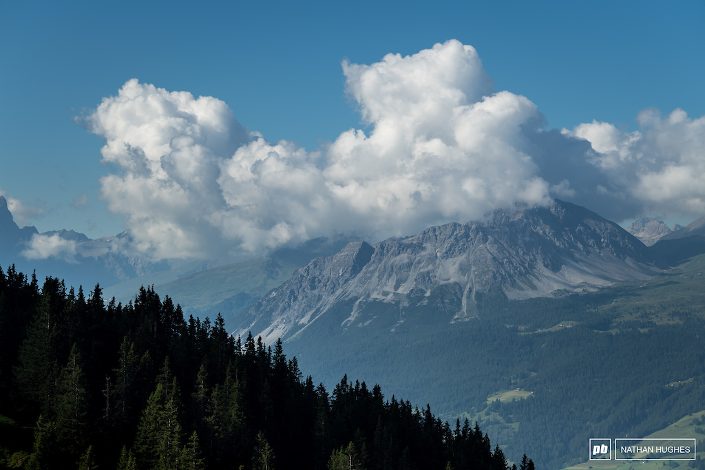 Blue skies and billowing clouds to welcome the World s fastest to Lenzerheide.