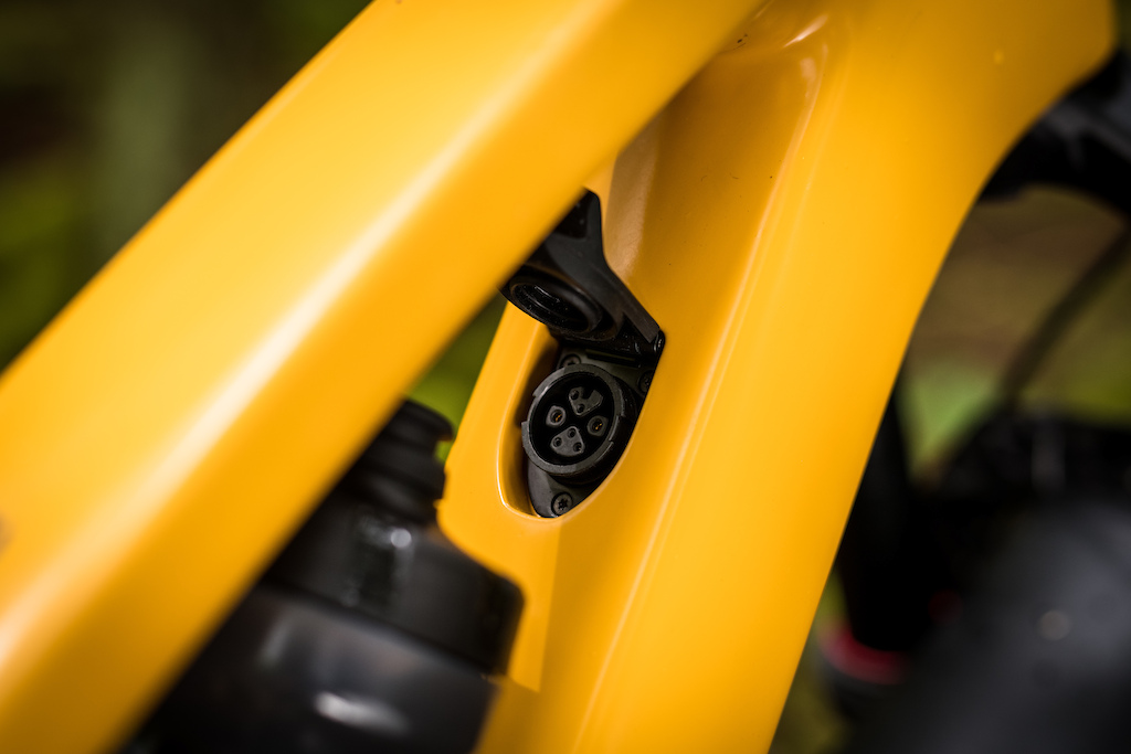 Trek Fuel EX-e 9.9 XX1 AXS Photo Dave Smith