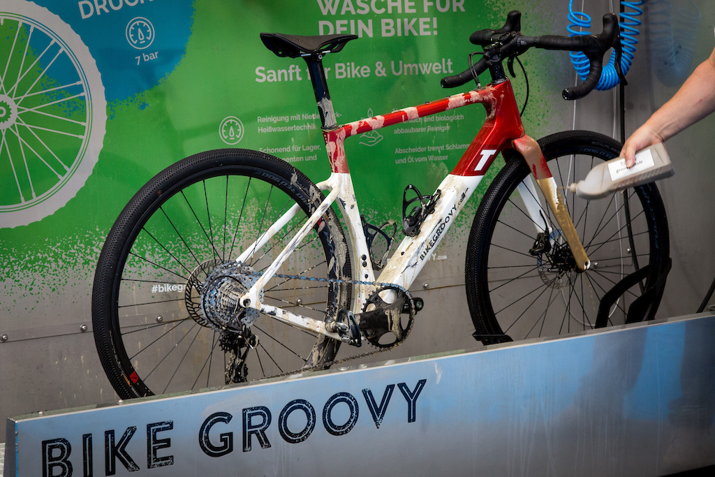 Bike Groovy bike wash station