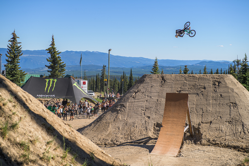 Slopestyle jumps 2025