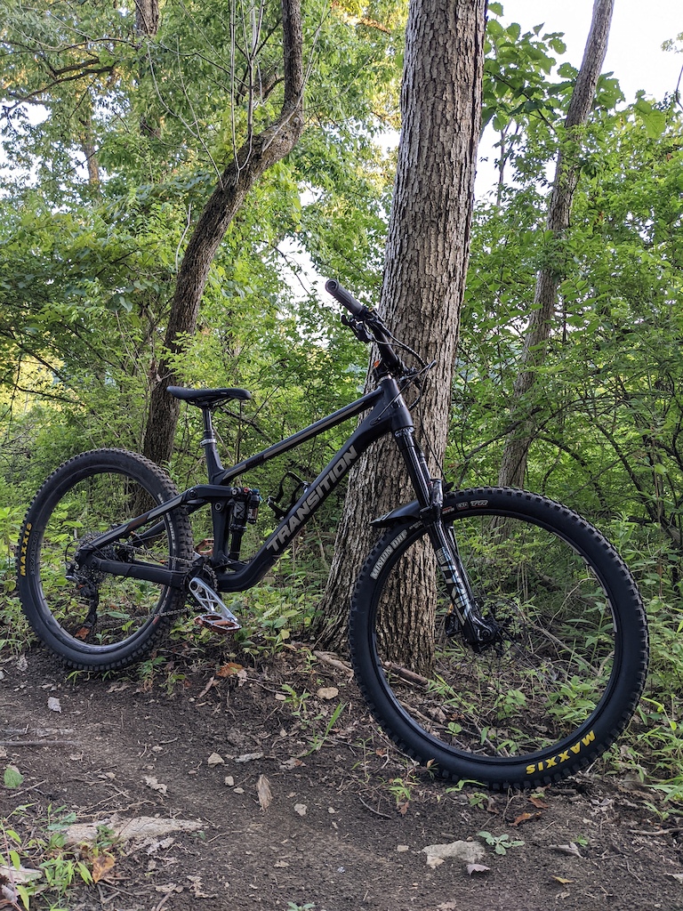 2022 Transition Scout alloy custom build. RockShox Lyrik Ultimate, 5Dev CNC cranks, etc.