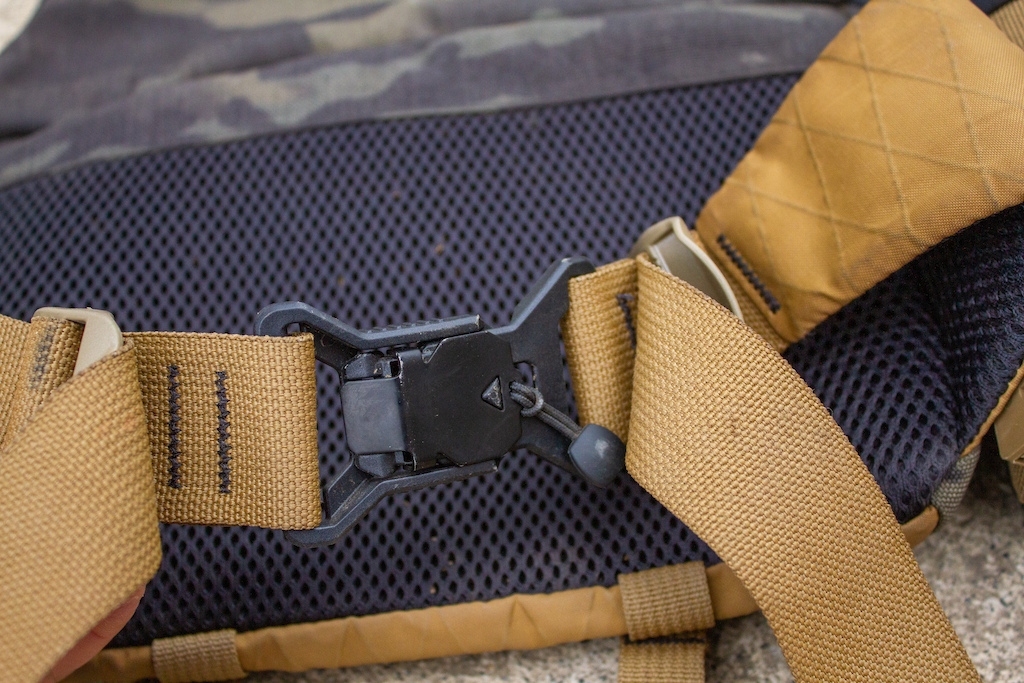 Review San Util's Handmade Hip Packs are Durable & Lightweight Pinkbike