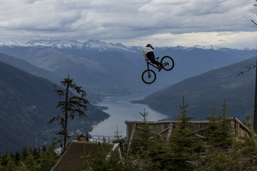 Rider: Alex Volokhov  Location: Nelson, BC  Photo: Bryan Ralph