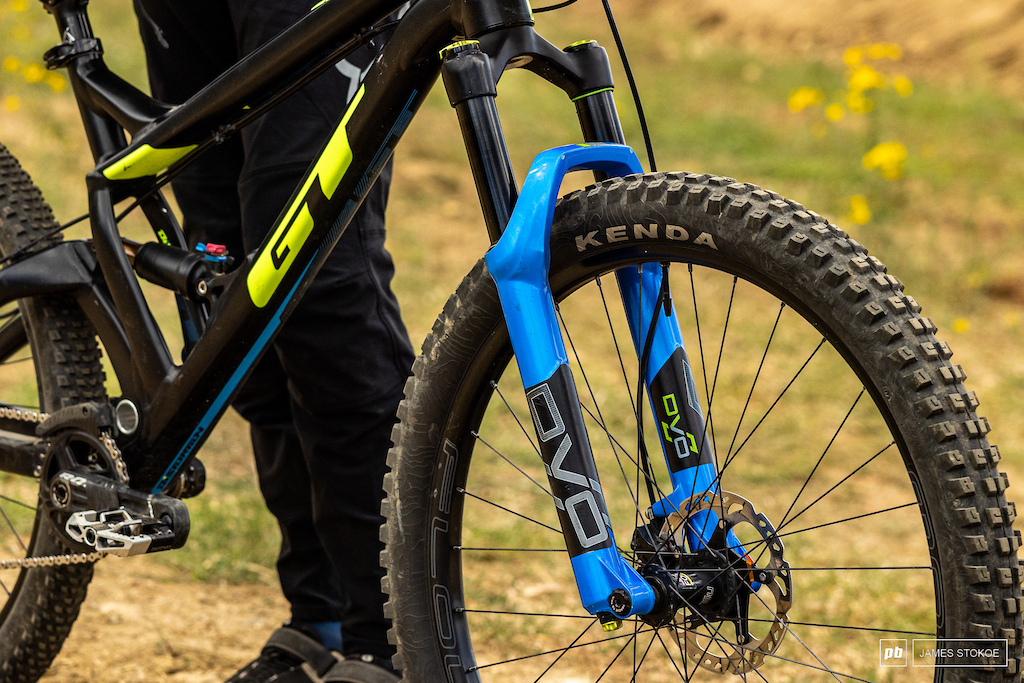 Foresta can be seen from a mile away with the blue DVO fork - that and his style that so many riders either try to emulate or fall short and are just jealous of.