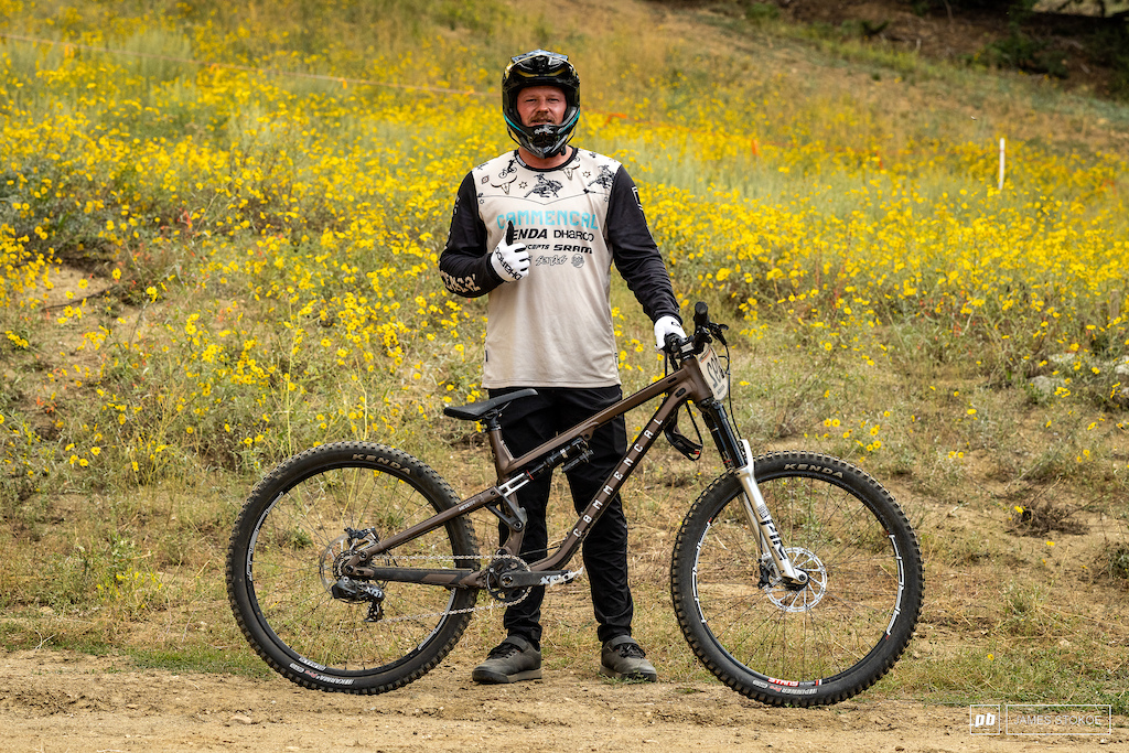 The man himself Kyle Strait with his Commencal MetaTR. The track that this dude put together in conjunction with Big Bear is what every Dual Slalom race should aspire to.