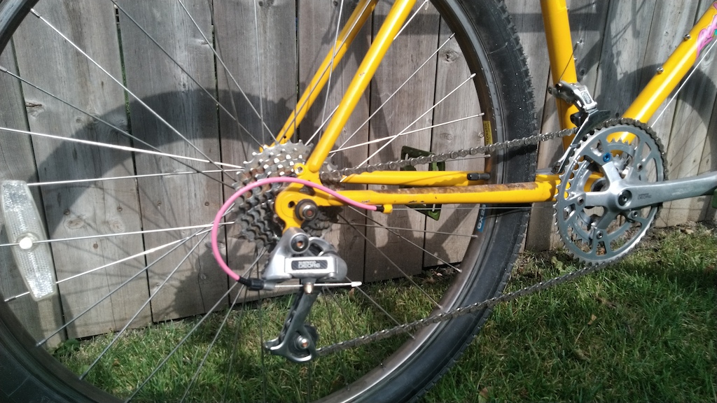 Well, I went with pink cables lol. Also sourced some proper chain rings.