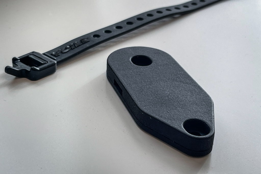 3d printed tube strap bracket with airtag holder