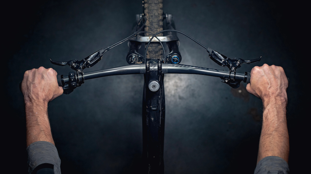 Gravity Light mountain bike stem review - BikeRadar
