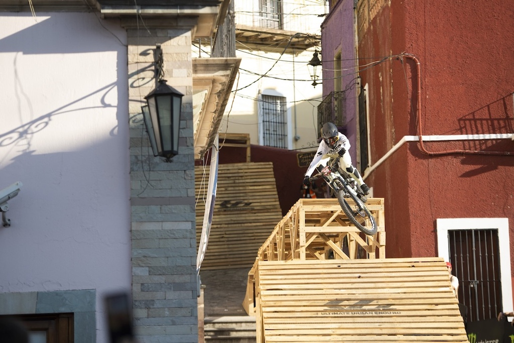 PARTICIPANT performs during Ultimate Urban Enduro in Guanajuato, Mexico on November 12th, 2022