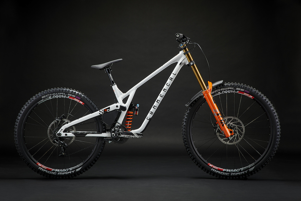 First Look: Commencal Release The Race Proven Supreme DH V5 - Pinkbike