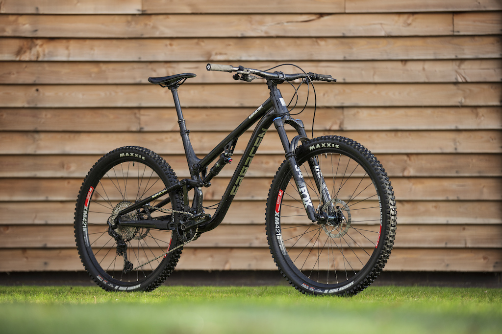 Saracen sales bikes halfords