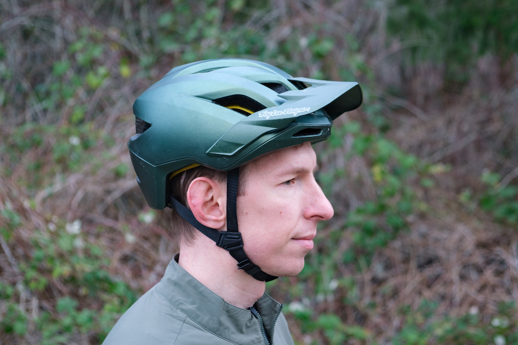 Troy Lee Designs FLOWLINE MTB Helmet With MIPS - 2025 Mountain Bike Helmet With Adjustable Visor