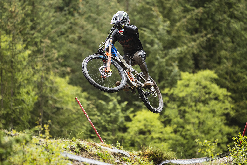 @garyreevesphoto
Danny Hart Cube Factory Racing
Mercedes UCI World Cup # 2 Fort William
2022