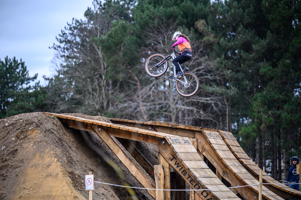 While you waited for your rider to reappear from their 4km lap the Twisted Oaks jumps provided plenty of entertainment