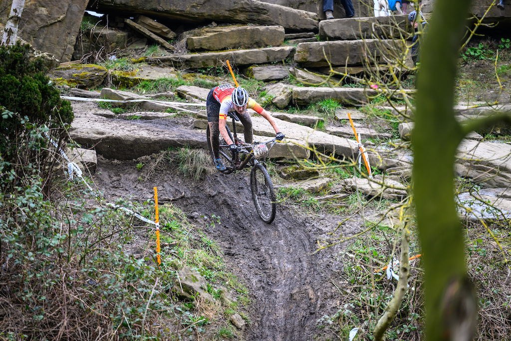 Once you were finished with the greasy rocks, it was time for an even more greasy corner for you to negotiate. Aine Doherty took it all in her stride though on her way to the win in the female juniors