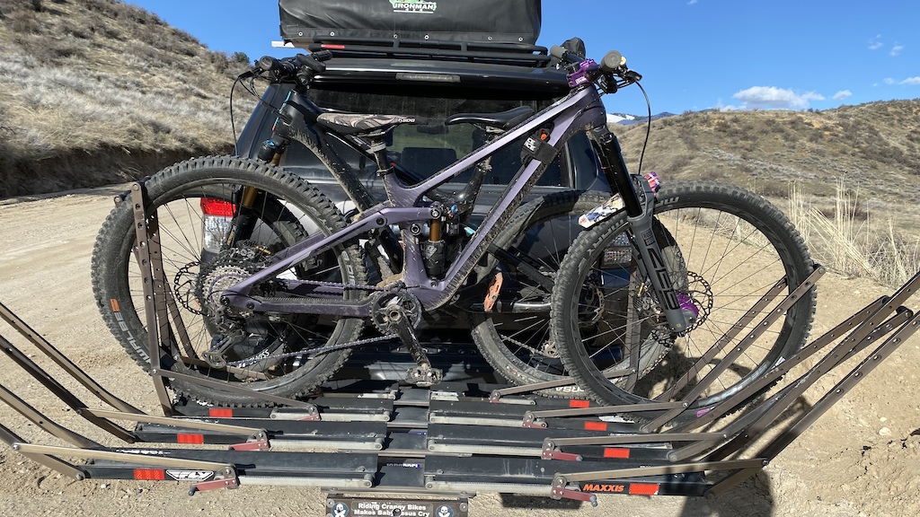 New Spire Carbon suspension testing. This bike yawns at Boise's trails
