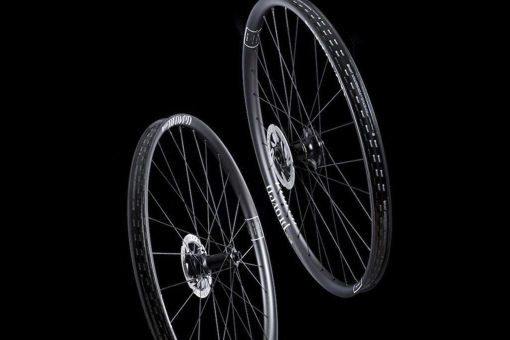 Classified x HUNT Proven Carbon Race XC wheelset launched