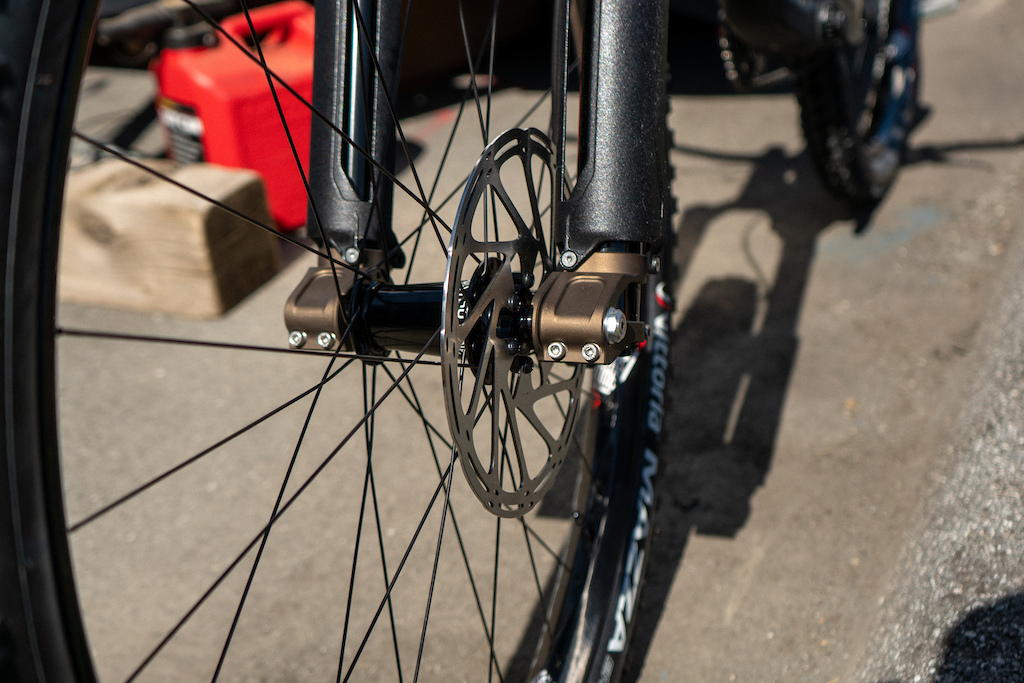 PUSH teases moto-inspired inverted suspension fork - Bikerumor