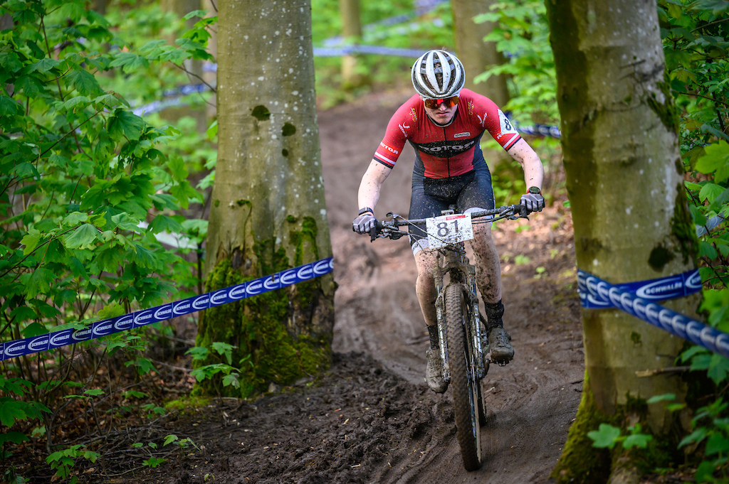 The track began to rut up with the main line smoothing out but if you ventured off that line the slick mud was still waiting for you