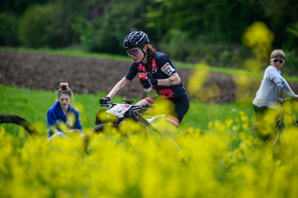 Isla Short in her first appearance of the year took home a second place in the elite race. It really is great to see these World Cup riders out supporting British National series 