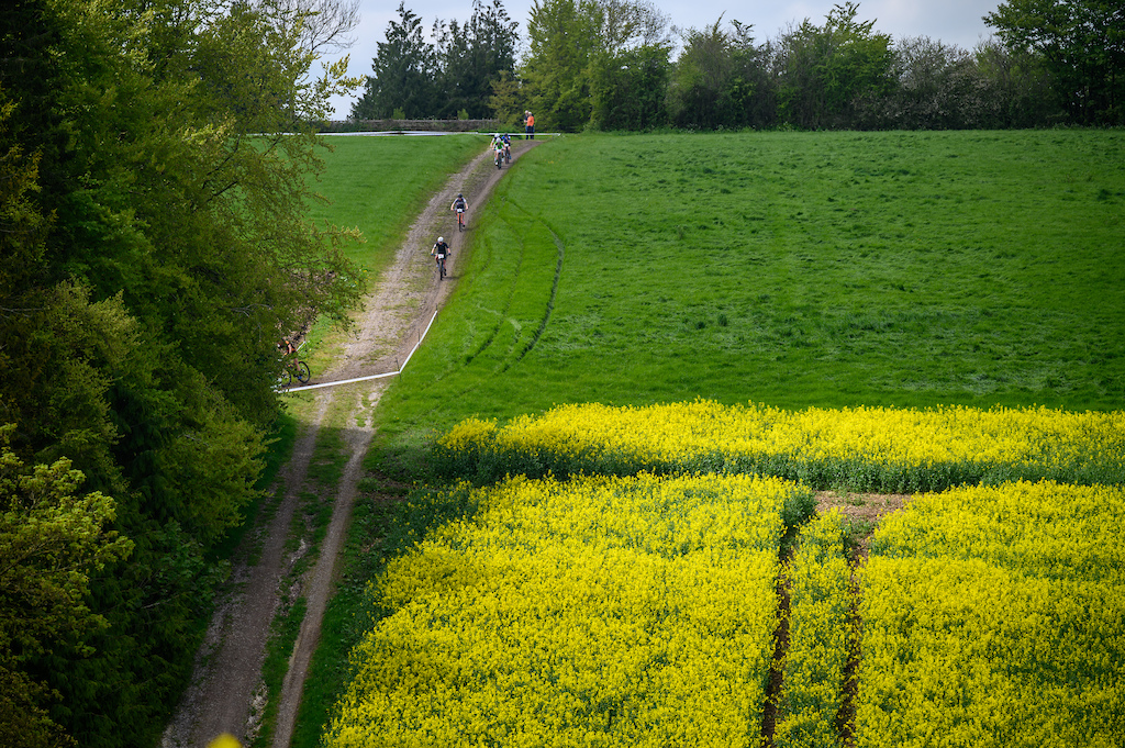 Despite the rain on Saturday the sun came out on race day and the stunning Matterley Estate re-emerged